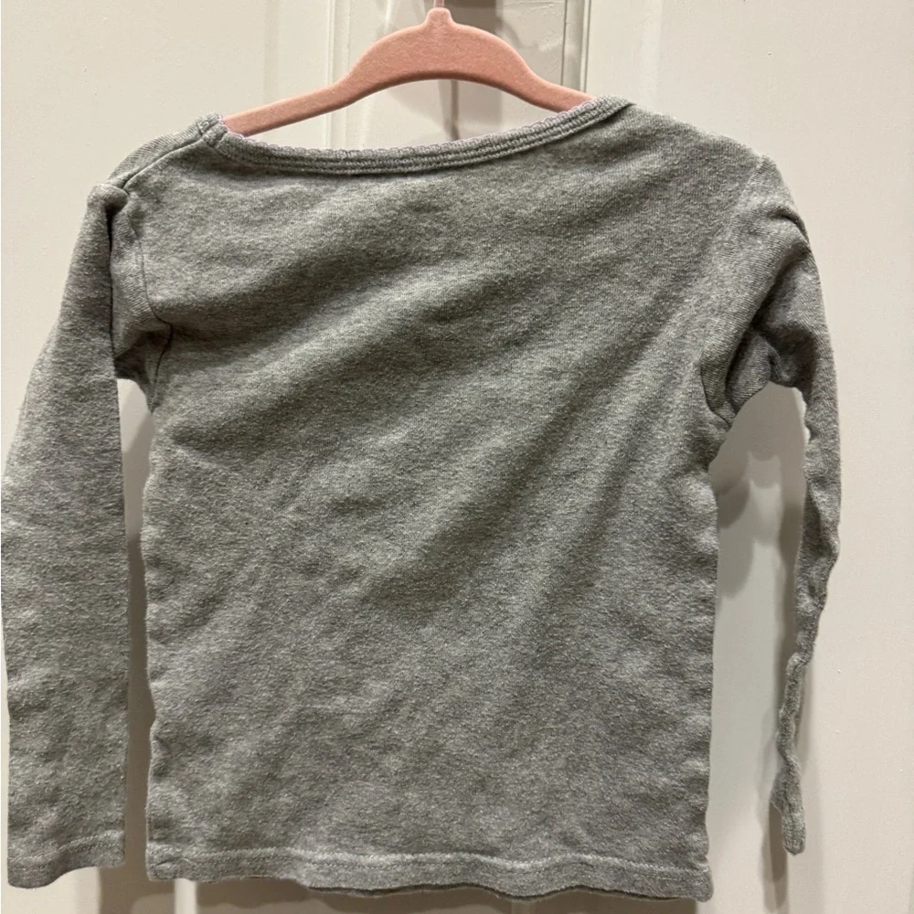 Carter’s 2T Gray I’m Snow Cute Winter Long Sleeve  Gender Neutral Top
